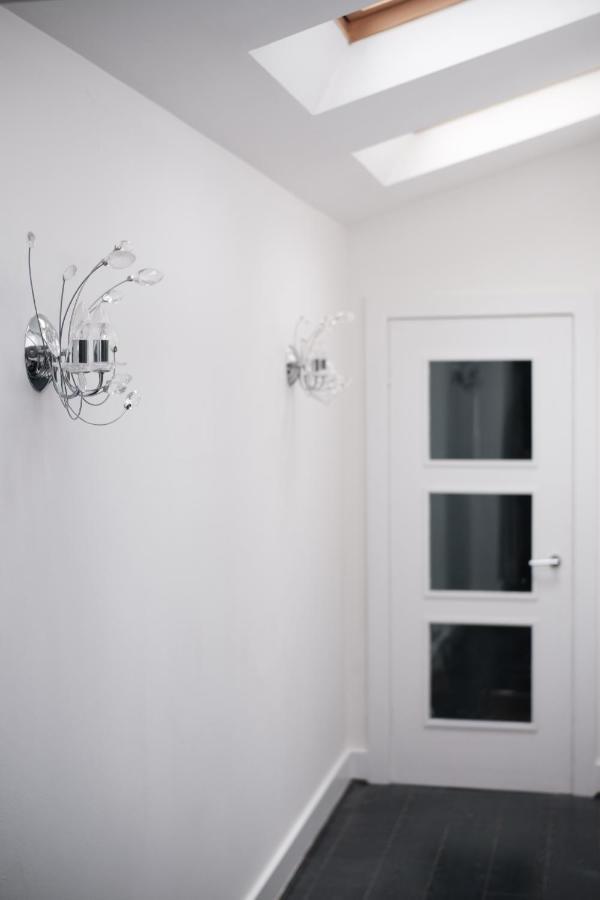 Gorgeous 3 Bedroom Victorian Townhouse
